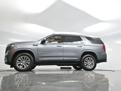 Used 2021 GMC Yukon Denali w/ LPO, Illumination Package image 7