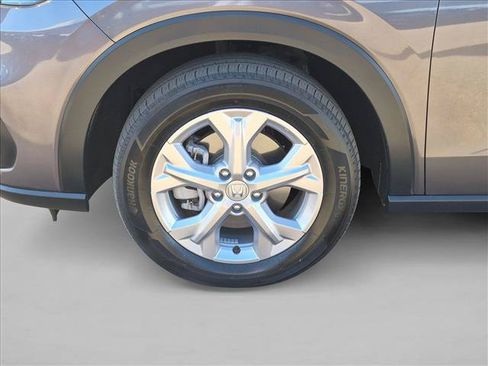 Used 2024 Honda HR-V LX image 9