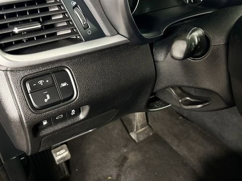 Used 2019 Kia Optima LX image 15