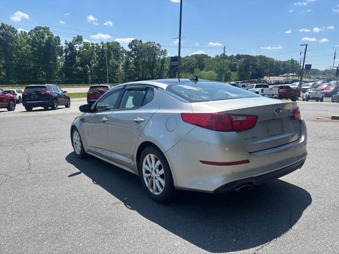 Used 2015 Kia Optima EX w/ EX Premium Package FWD image 4