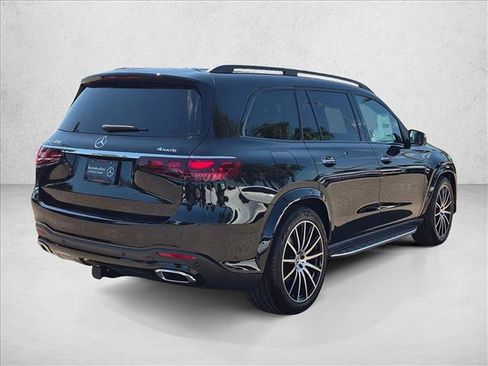 New 2026 Mercedes-Benz GLS 450 4MATIC image 2
