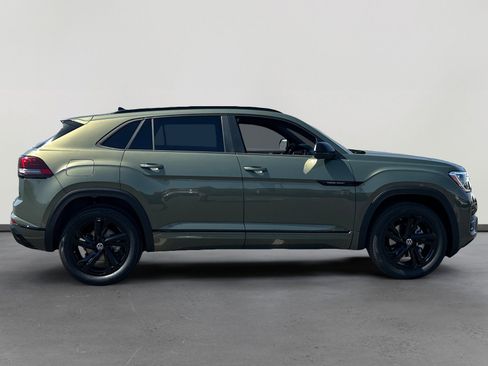 New 2026 Volkswagen Atlas Cross Sport SEL R-Line AWD/4WD image 6