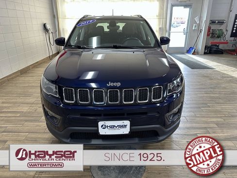 Used 2019 Jeep Compass Latitude w/ Cold Weather Group image 7