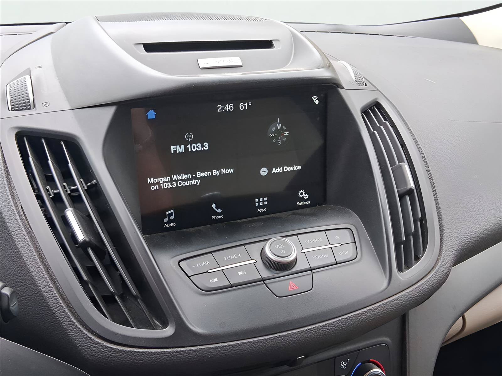 Used 2017 Ford Escape SE w/ Equipment Group 201A AWD/4WD image 18