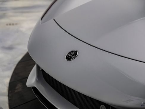 Used 2025 Lotus Emira RWD image 37