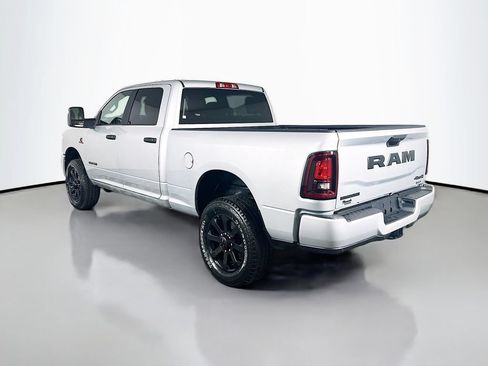 New 2026 RAM 2500 Big Horn AWD/4WD image 5
