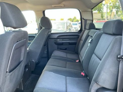 Used 2010 Chevrolet Silverado 1500 LT w/ Power Pack Plus AWD/4WD image 21