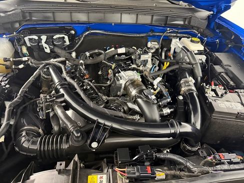 Used 2023 Ford Bronco Black Diamond AWD/4WD image 32