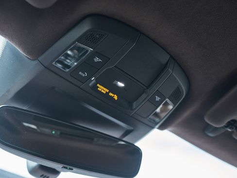 Used 2022 Porsche 911 Turbo S image 77