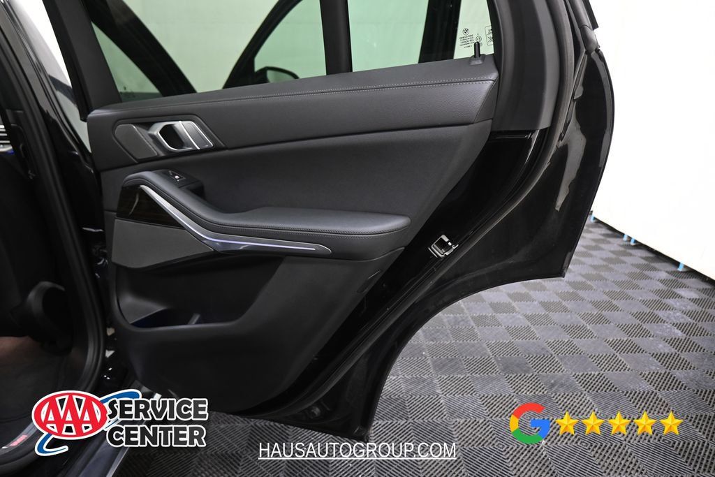 Used 2021 BMW X5 xDrive40i w/ Premium Package AWD/4WD image 26