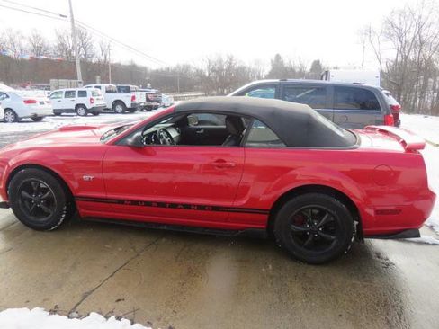 Used 2007 Ford Mustang GT Premium image 4