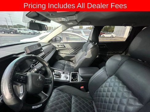 Used 2024 Mitsubishi Outlander SEL AWD/4WD image 9