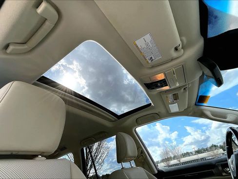 Used 2023 Lexus GX 460 Premium w/ Premium Package AWD/4WD image 23