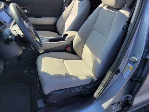 Used 2021 Honda HR-V EX image 6