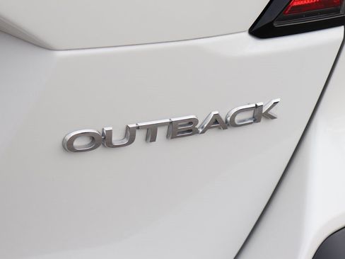 Used 2023 Subaru Outback Premium image 40