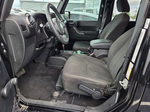 Used 2015 Jeep Wrangler Unlimited Sport image 6