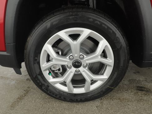 New 2026 Jeep Compass Latitude image 7