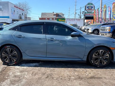 Used 2017 Honda Civic Sport image 11