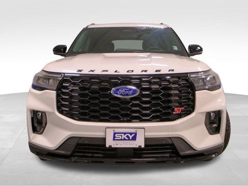New 2026 Ford Explorer ST w/ Sun And Sound Package image 11