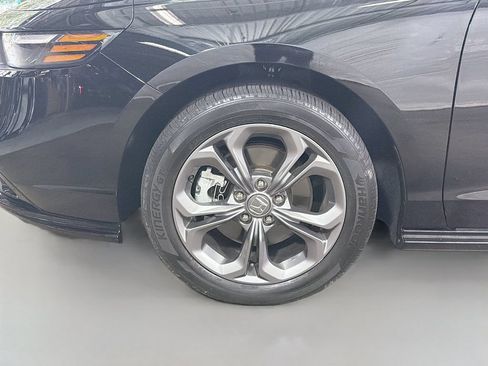 Used 2023 Honda Accord EX-L image 31