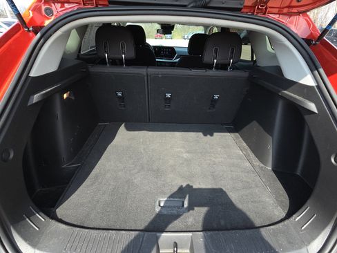 Used 2024 Chevrolet Trax LS w/ LS Convenience Package image 32