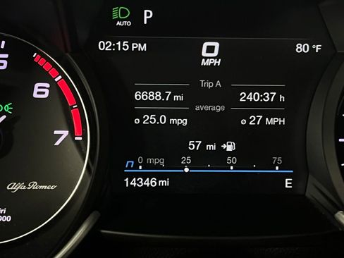 Used 2023 Alfa Romeo Giulia Sprint image 23