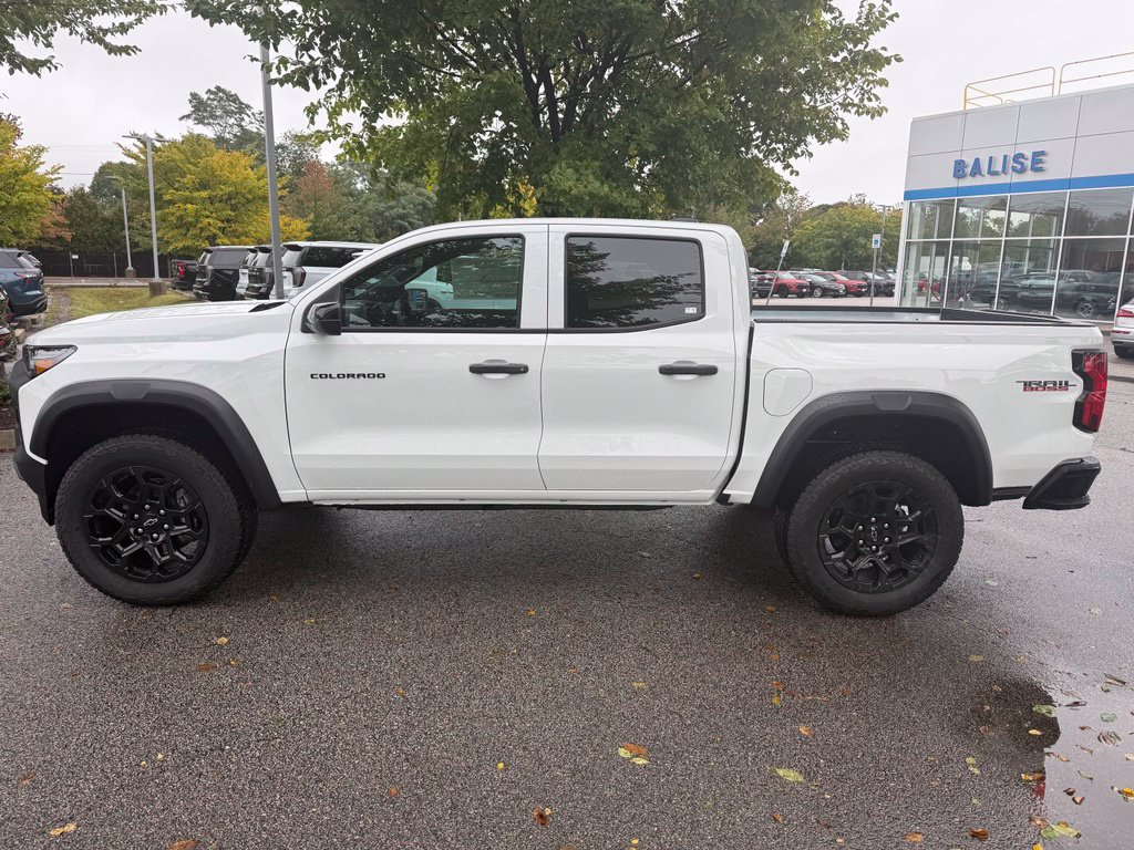 New 2026 Chevrolet Colorado Trail Boss AWD/4WD image 2