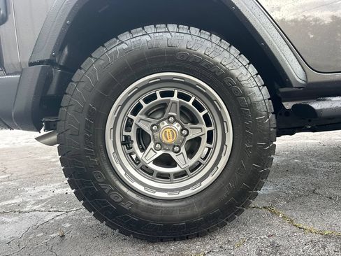 Used 2025 Jeep Wrangler Unlimited Sport AWD/4WD image 18
