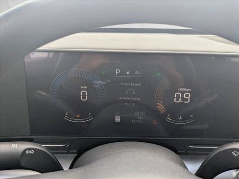 Used 2025 Hyundai Kona SE FWD image 11