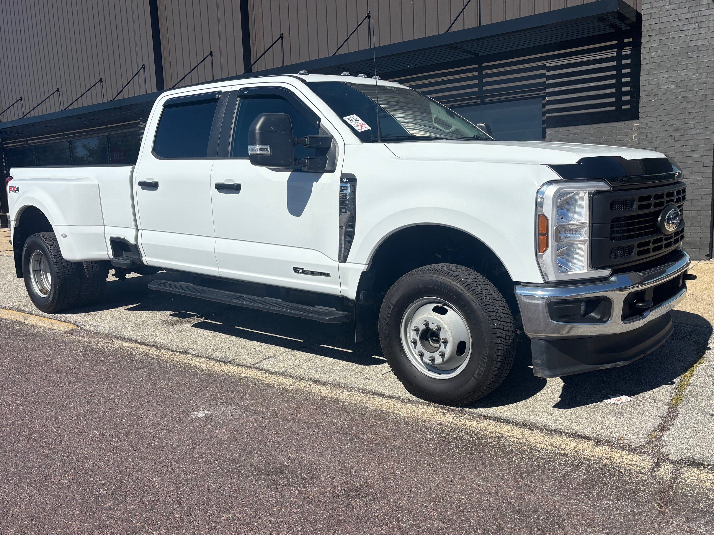 Used 2025 Ford F350 XL w/ XL Driver Assist Package AWD/4WD image 3