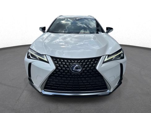 Used 2022 Lexus UX 250h w/ Accessory Package (Z2) AWD/4WD image 8