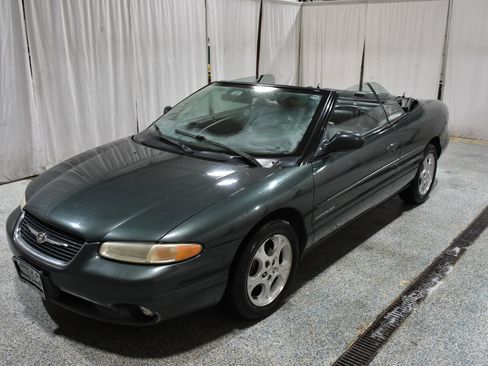 Used 2000 Chrysler Sebring JXI image 2