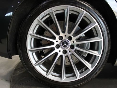 Used 2022 Mercedes-Benz S 500 4MATIC w/ AMG Line Package image 33
