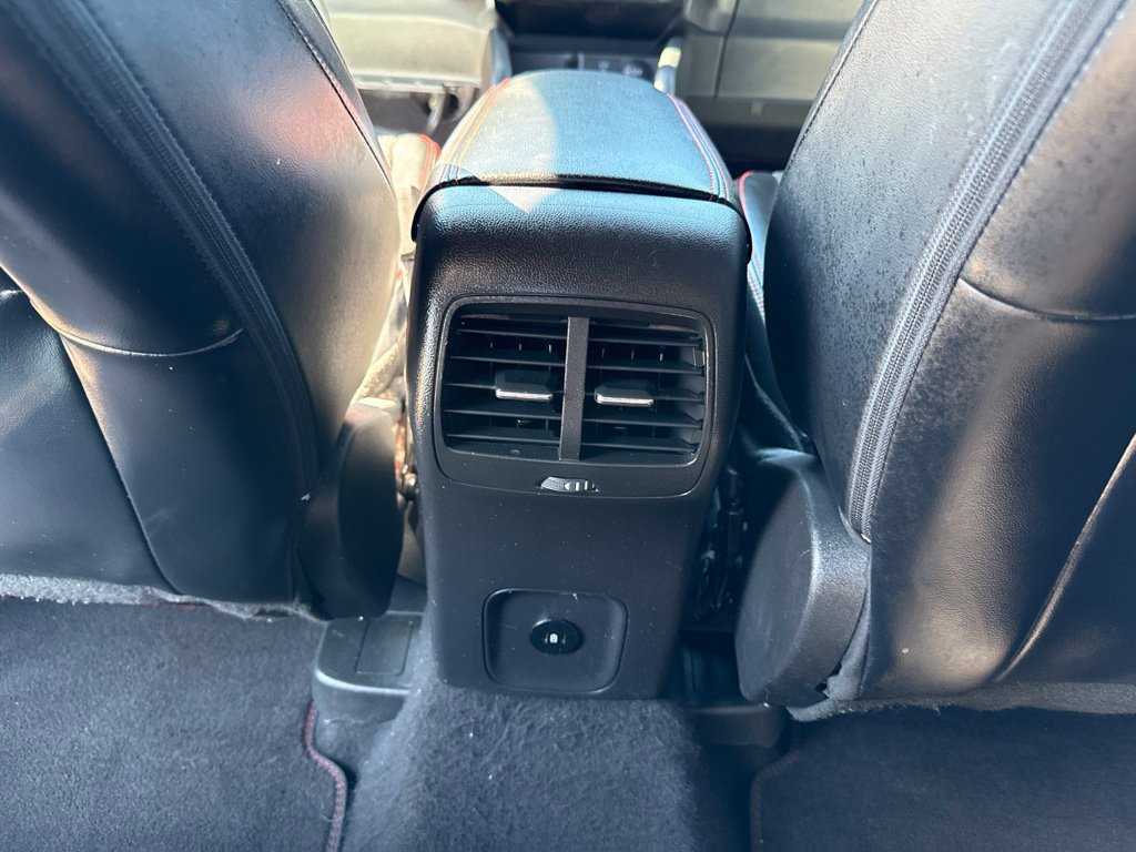 Used 2023 Ford Escape ST-Line FWD image 11