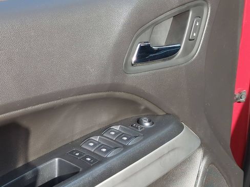 Used 2021 Chevrolet Colorado LT w/ LT Convenience Package AWD/4WD image 9