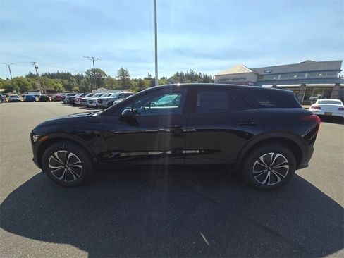 New 2025 Chevrolet Blazer EV LT image 8