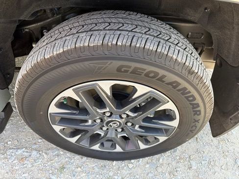 Used 2025 Toyota Sequoia Limited AWD/4WD image 10