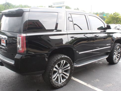 Used 2018 GMC Yukon Denali w/ Open Road Package AWD/4WD image 6
