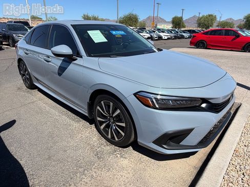 Used 2024 Honda Civic EX image 5