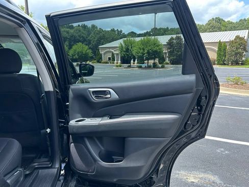 Used 2020 Nissan Pathfinder S FWD image 58