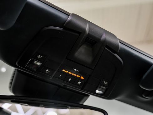 Used 2017 Porsche 911 Carrera image 29