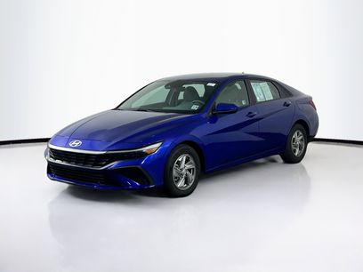 Used 2024 Hyundai Elantra SE