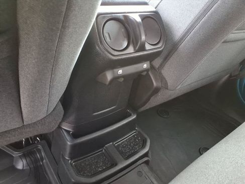 Used 2024 Jeep Wrangler Unlimited AWD/4WD image 16