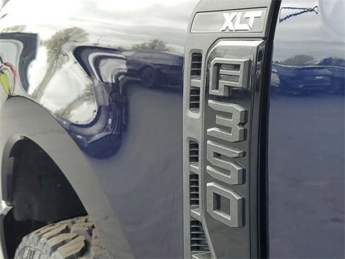 New 2025 Ford F350 XLT w/ Black Appearance Package image 7