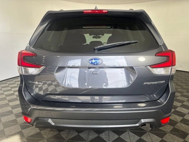 Used 2020 Subaru Forester Premium AWD/4WD image 23