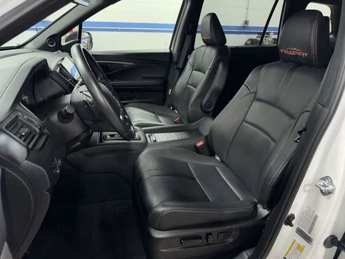 Certified 2023 Honda Passport TrailSport image 15