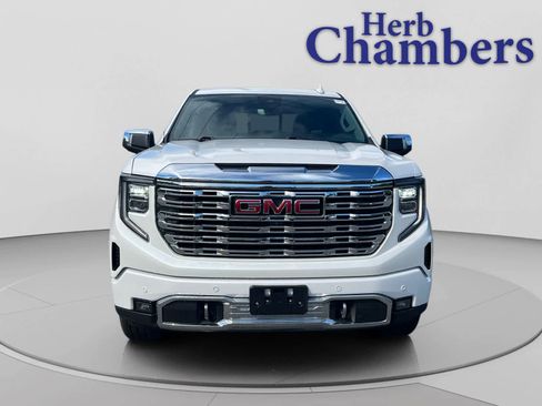 Used 2024 GMC Sierra 1500 Denali AWD/4WD image 2