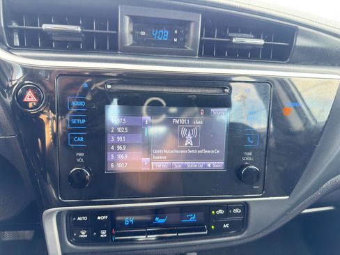 Used 2019 Toyota Corolla LE FWD image 42