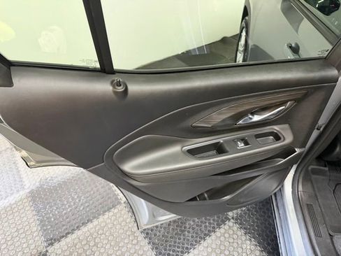 Used 2023 GMC Terrain SLE w/ Driver Convenience Package FWD image 34