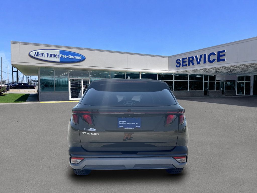 Certified 2025 Hyundai Tucson SEL FWD image 5